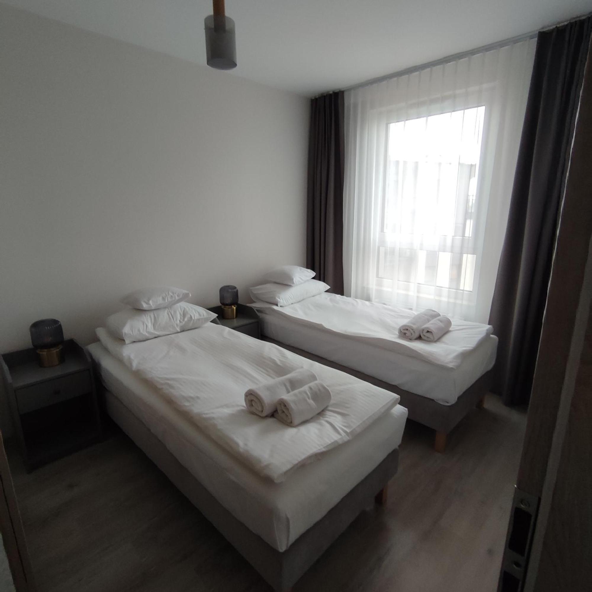 One-Bedroom Apartment Non-Smoking