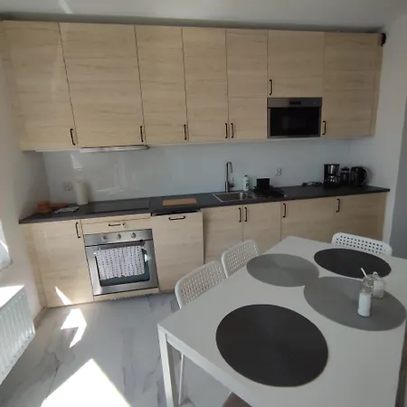 Apartamenty przy Mogilskiej z miejscem postojowym-2